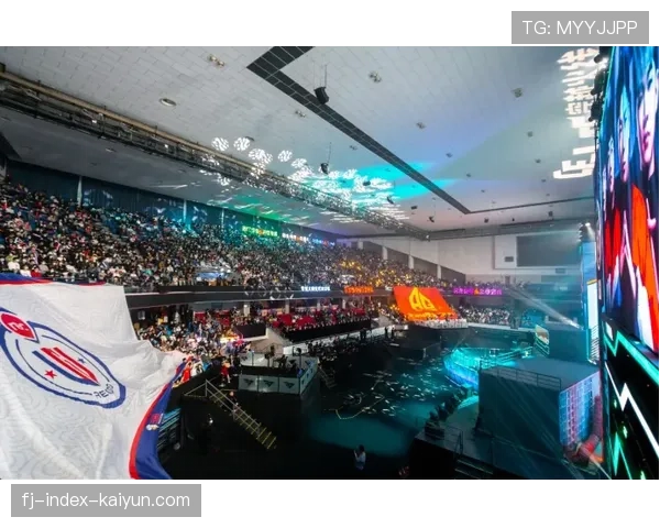 “战术分析:里尔双后腰体系如何成功锁死马赛的进攻组织” “战术分析:里尔双后腰体系如何成功锁死马赛的进攻组织”